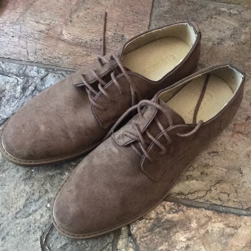Old Navy Suede Tie Shoes